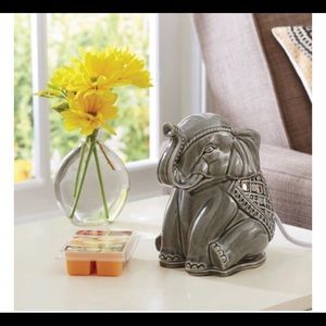 Elephant scentsy